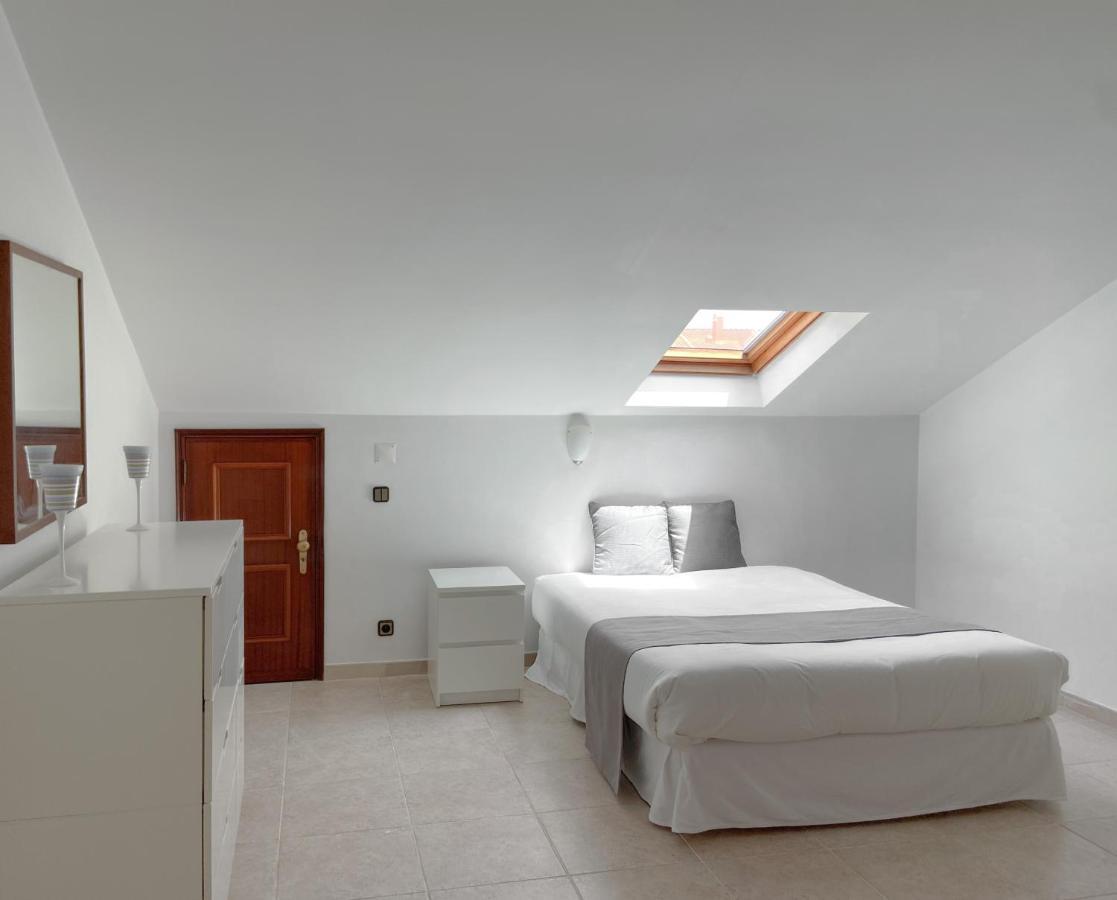 Supertubos Beach Villa Атогиа-да-Балейя Экстерьер фото